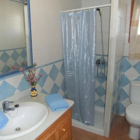 Yupihome Son Rossinyol בית נופש *